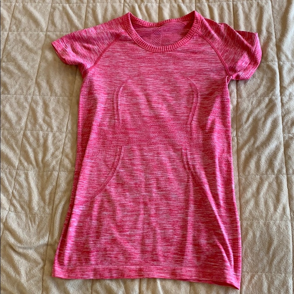 Lululemon casual/workout tshirt
